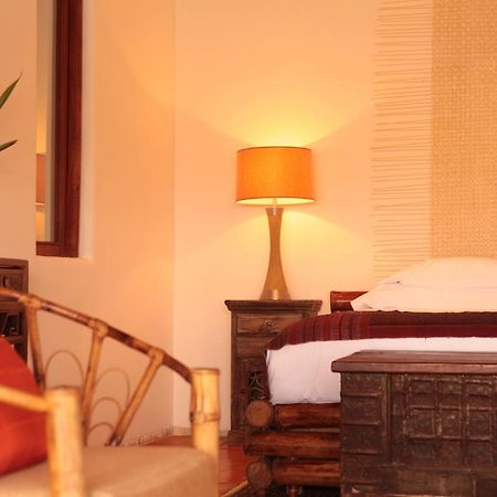 Amuleto Hotel Ixtapa  Esterno foto