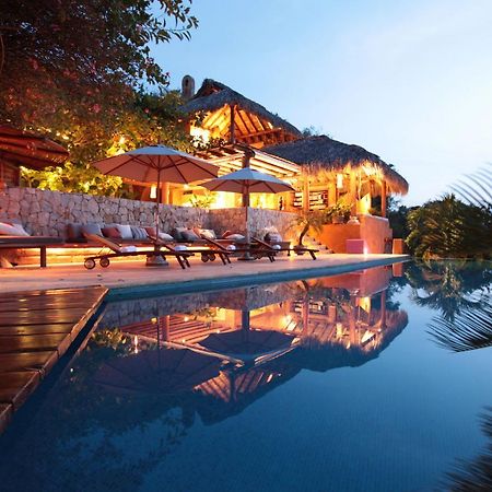 Amuleto Hotel Ixtapa  Esterno foto
