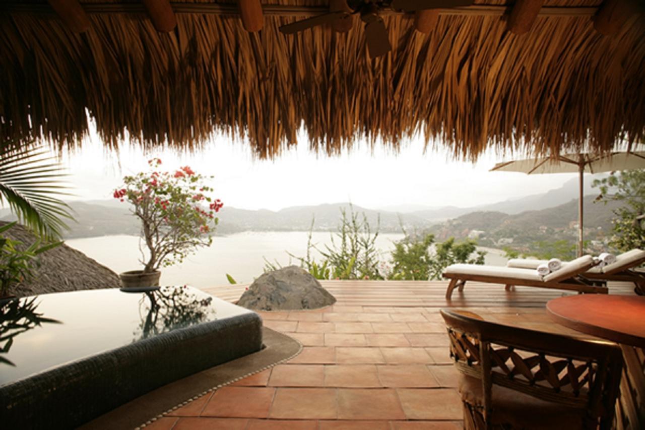 Amuleto Hotel Ixtapa  Esterno foto